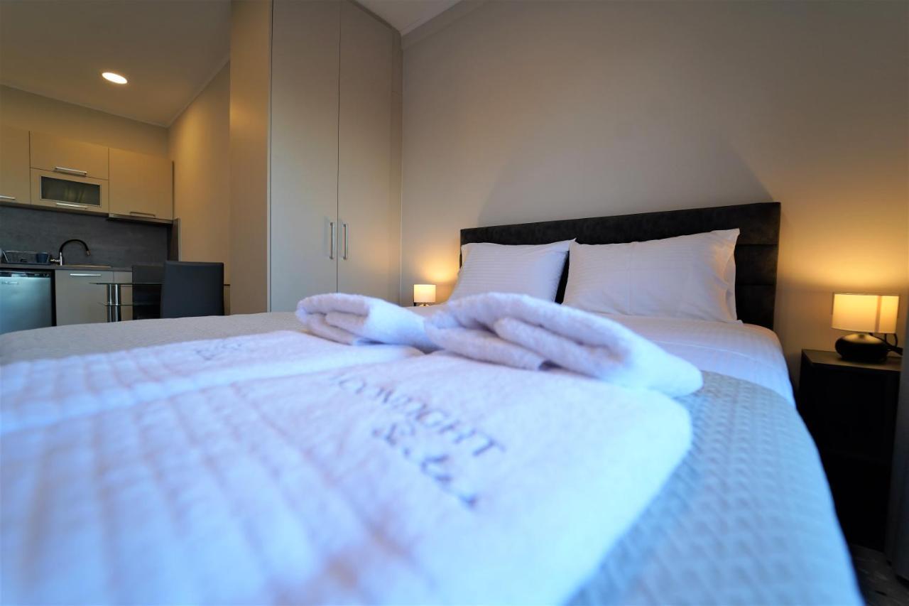 Moonlight Suites Parga Esterno foto