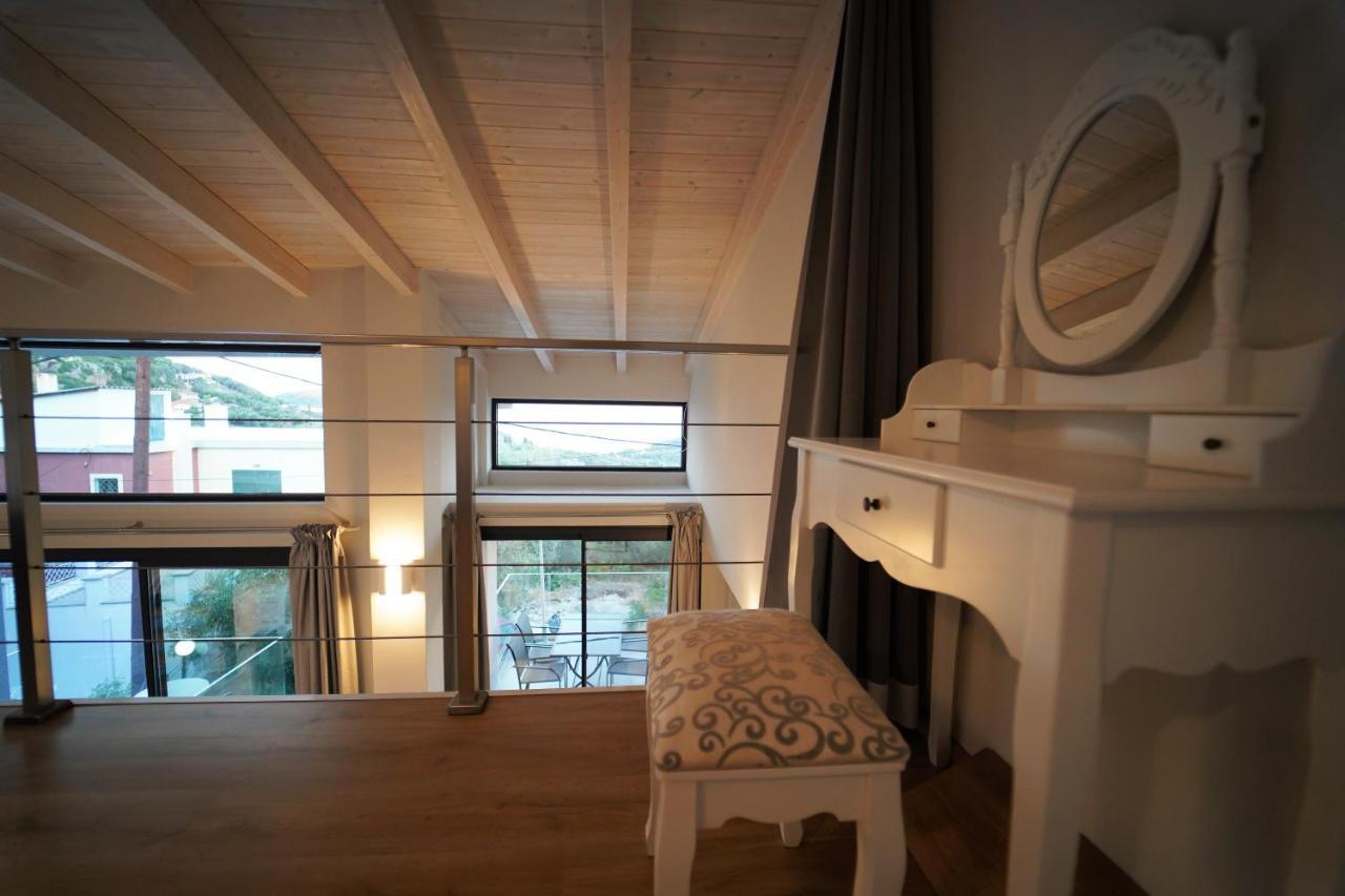 Moonlight Suites Parga Esterno foto