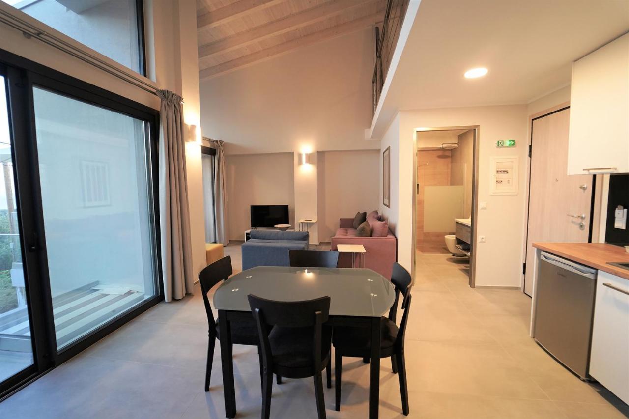 Moonlight Suites Parga Esterno foto
