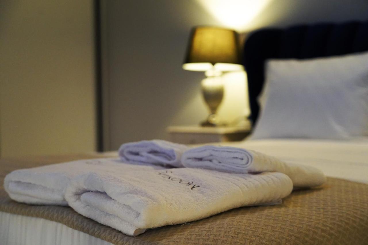Moonlight Suites Parga Esterno foto
