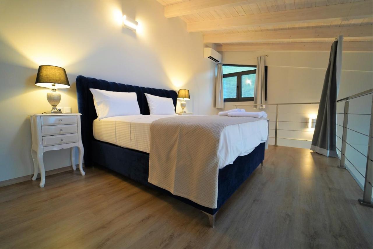 Moonlight Suites Parga Esterno foto