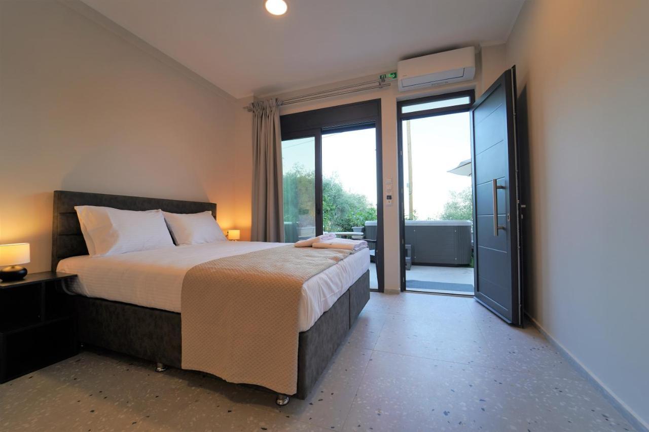 Moonlight Suites Parga Esterno foto