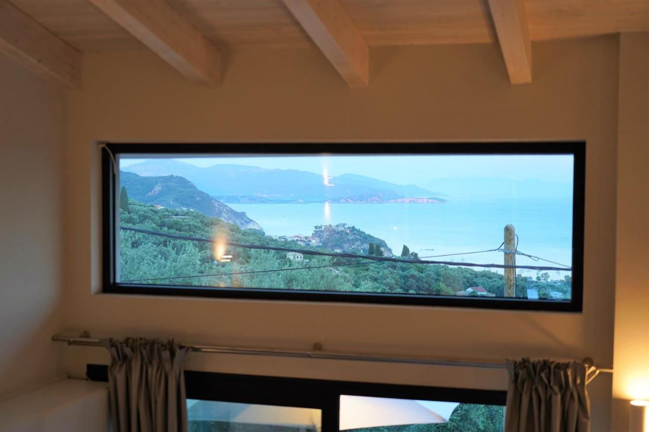 Moonlight Suites Parga Esterno foto